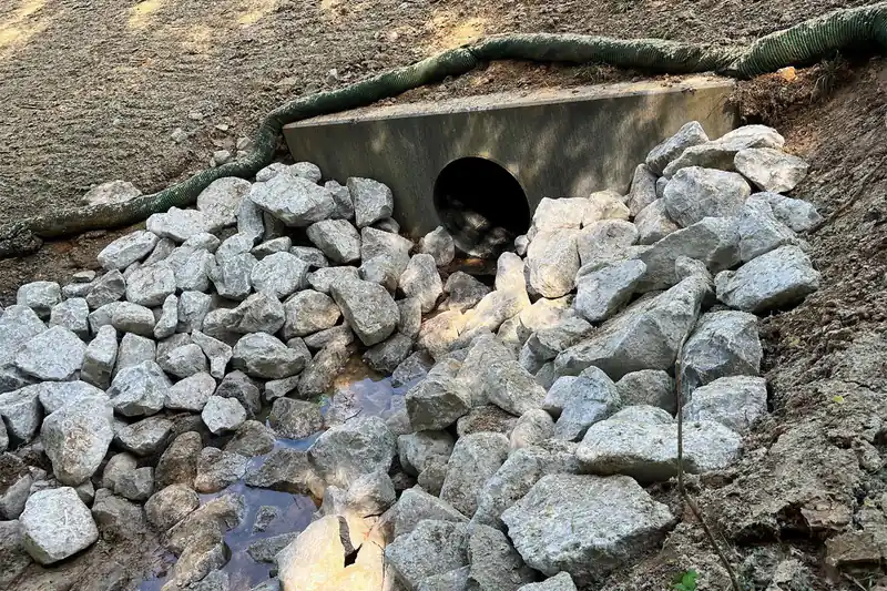 Spesifikasi Material Drainase & Saluran Air Desa Yogyakarta