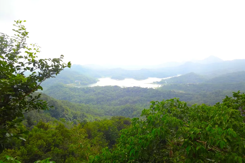 Lanskap perbukitan Menoreh dan aliran Sungai Progo Kabupaten Kulon Progo Yogyakarta